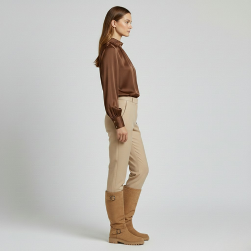 Blouse en satin à col montant